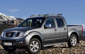 NAVARA D40 Space cab