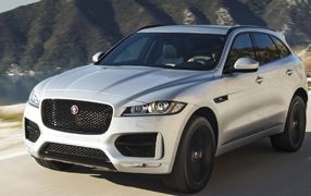 F-PACE Hybrid opladelig
