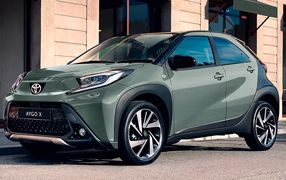 AYGO X