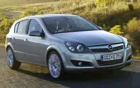 ASTRA H - Sedan