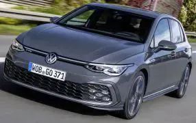 GOLF 8 sedan