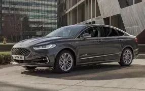 MONDEO sedan